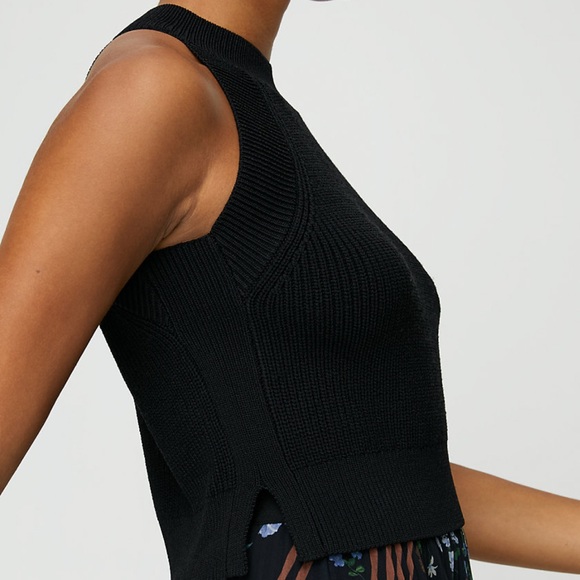 Crevier Knit Top- Brand New with no Tags - Picture 3 of 8